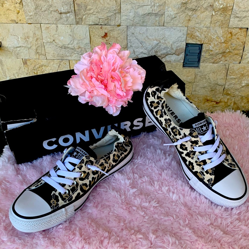 Leopard/cheetah print converse! Brand new never worn! Comfort cushion!